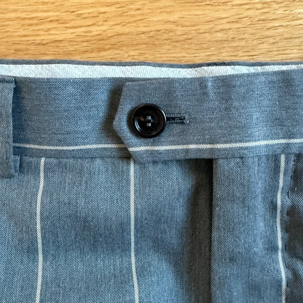 Brunello Cucinelli Pleated Chalk Stripe Wool & Cotton Trousers Size 36/36 - Picture 12 of 13
